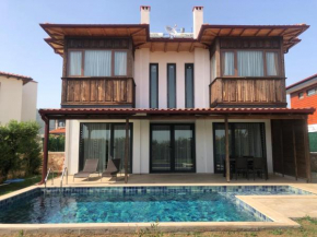 Derya Beach Agullu Villa 3